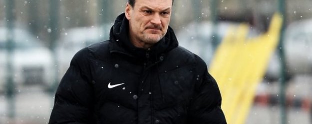 Alpay Özalan ile yollar ayrıldı!