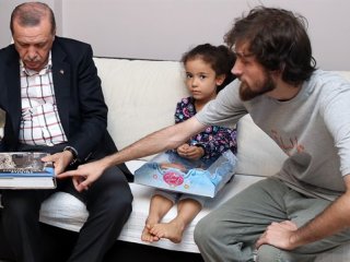 15 Temmuz şehidinin oğlundan garip referandum açıklaması