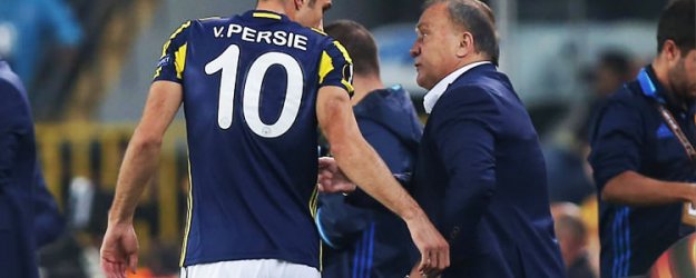Fenerbahçe'de Van Persie şoku!