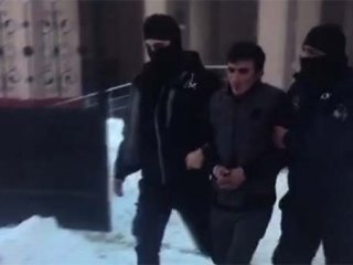 Bir tek o kalmıştı yakalandı!