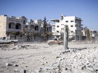 Fırat Kalkanı 'hesaplarını' ters yüz etti