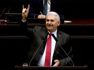Başbakan Yıldırım’dan Bozkurt işareti açıklaması