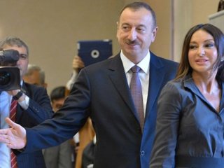 Azerbaycan'da FETÖ darbesi ihtimali iması!