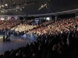 Emaneti İstanbul'da teslim etti