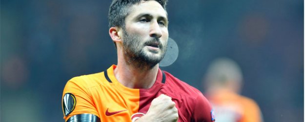 Sabri Sarıoğlu 350. maçına çıkıyor