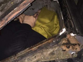 FETÖ'cü kadın bakın nereden çıktı!