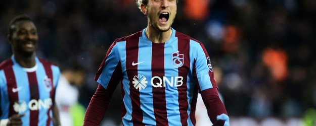 5 yıllık imzayı attı! Yıllık maaşı şaşırttı