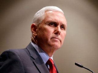 Clinton'ı topa tutmuştu! Skandal onu da vurdu
