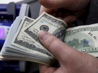 Dolar 3.70 liranın üzerinde