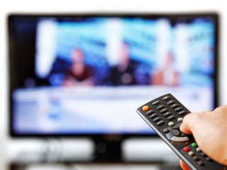Seyircilerini eşek yerine koyan tv kanalları