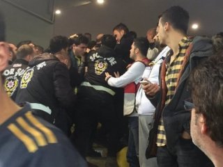 Kadıköy'de büyük şok! Yaka paça dışarı atıldı