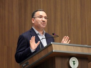 Bekir Bozdağ'dan Venedik Komisyonu raporuna tepki