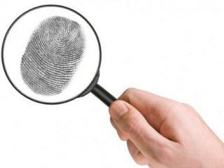 Darbeciyi 'şişedeki parmak izi' ele verdi