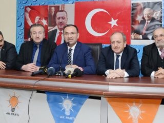 Adalet Bakanı Bozdağ: Avuçlarını yalayacaklar