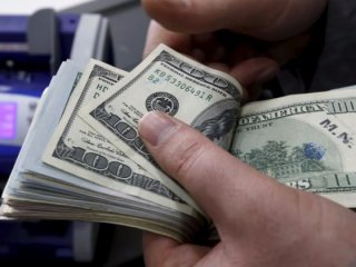 Dolar güne hızlı başladı! Kritik seviyeyi gördü