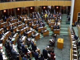 Bir Avrupa ülkesinde daha ihanet ittifakı