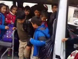 Öğrencilerin servis çilesi!