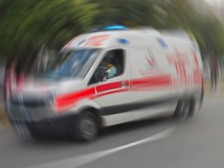 49 kişi yemekten zehirlendi