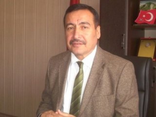 Başörtülü kızı kürsüden indiren bürokrata önemli görev