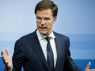 Hollanda Başbakanı Mark Rutte'den skandal tebrik