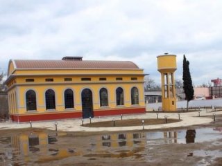 CHP'li Belediye türbeyi düğün salonu yaptı!