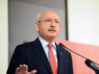 CHP'nin kampanya müziği çelişkisi