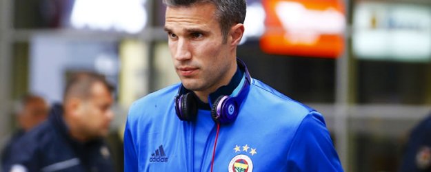 F.Bahçe'den sürpriz karar! Van Persie...