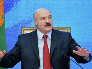 Lukaşenko: Provokatörleri iki ülke finanse ediyor