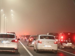 İstanbul'da sis! Seferler iptal edildi
