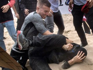 ABD fena karıştı!