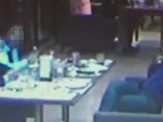 Rüşvetçi komiser AVM'de suçüstü yakalandı!