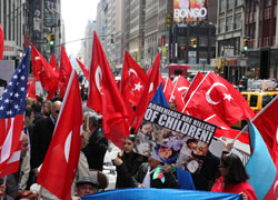 ASALA Ermeni terör örgütü protesto edildi
