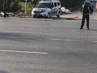 Mersin'de polis aracına bombalı saldırı!