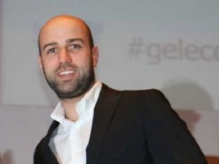 ‘Türkiye yalnız’ diyen Bodrum’a baksın