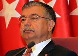 'Şehit yakınları millete emanettir'