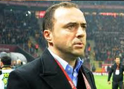Arif Erdem: İnanırsak çok şey başarırız