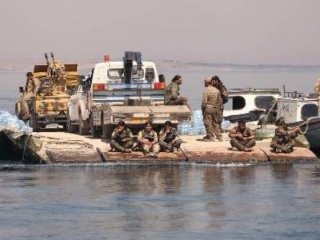 ABD destekli teröristler Fırat'ı böyle geçti