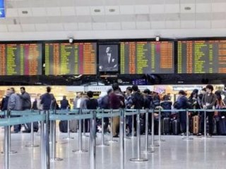 Almanya: Yüze yakın Alman Türkiye'ye alınmadı