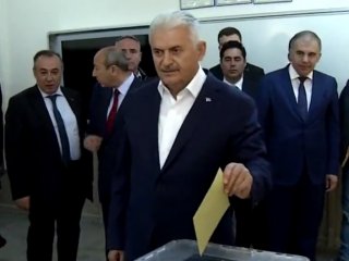 Başbakan Yıldırım oyunu kullandı