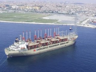 İstanbul'a denizden destek! Yenikapı'da görüntülendi