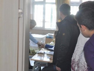 Kullandığı oyun fotoğrafını çekti, ortalık karıştı