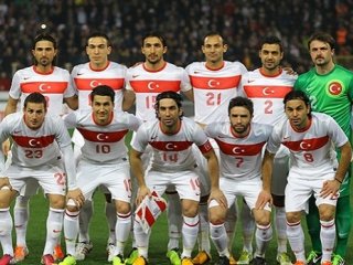 Milli futbolcudan 'Başkan' paylaşımı