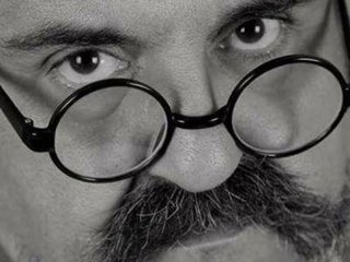 Ünlü tiyatrocu intihar etti