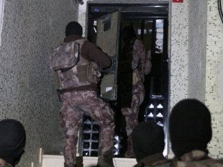 "Gaybubet Evleri"ne operasyon; 53 gözaltı