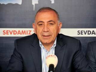 CHP referandumun peşini bırakmıyor