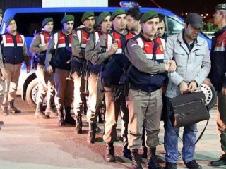 Üst düzey FETÖ imamı kaçarken yakalandı