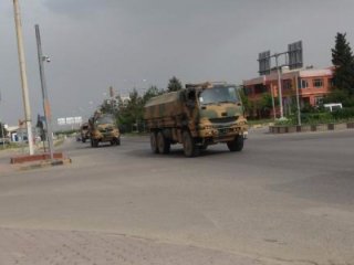 Suriye sınırına dev askeri sevkiyat!