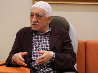 Gülen, o ismi ekonomi bakanı yapacaktı...