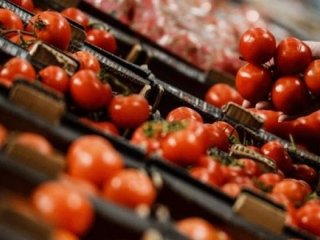 Domatesi Türkiye'den alıp Rusya’ya satıyorlar