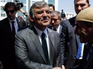Abdullah Gül Esenyurt'ta! Açıklama bekleniyor